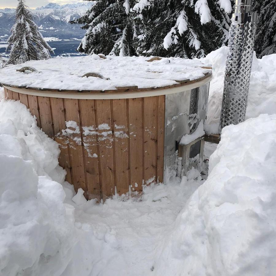 Chalet Petit Kanzelhohe Exterior photo
